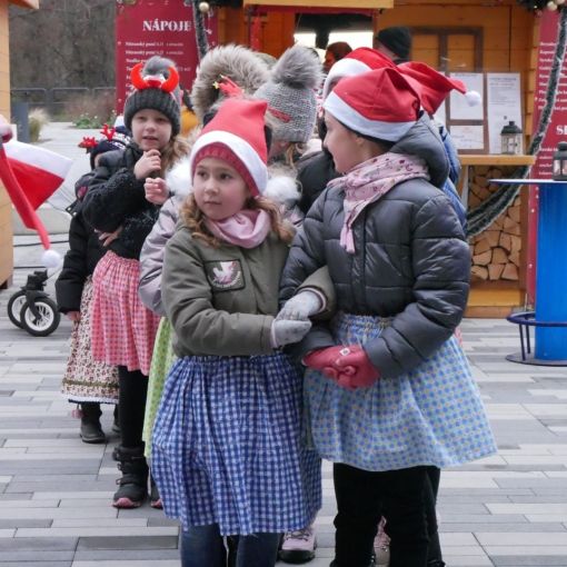 adventne koncerty v oc promenada