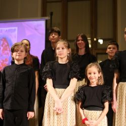 2025 12 adventny koncert vystava prac