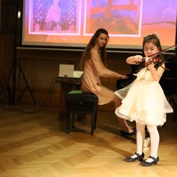 2025 12 10 adventny koncert vystava prac