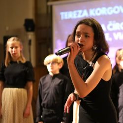 2025 12 10 adventny koncert vystava prac