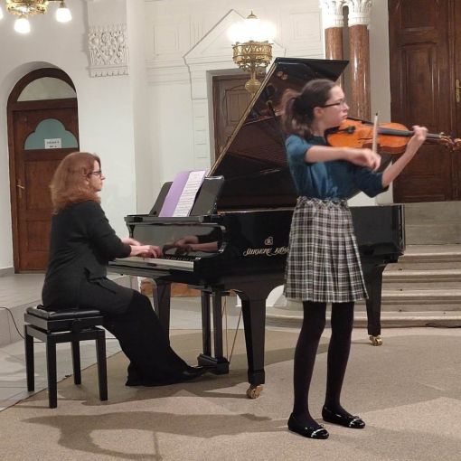 adventny koncert a vystava prac ziakov szus