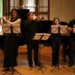 2024 06 14 koncert a vystava prac szus