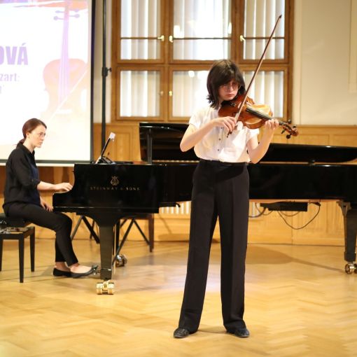 2024 06 14 koncert a vystava prac szus