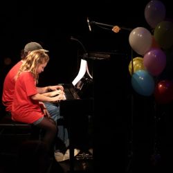 2026 04 17 usmevny koncert